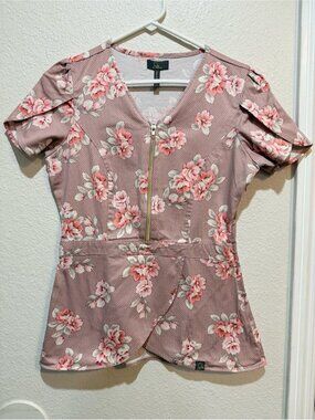 Jaanuu floral print scrub top - S